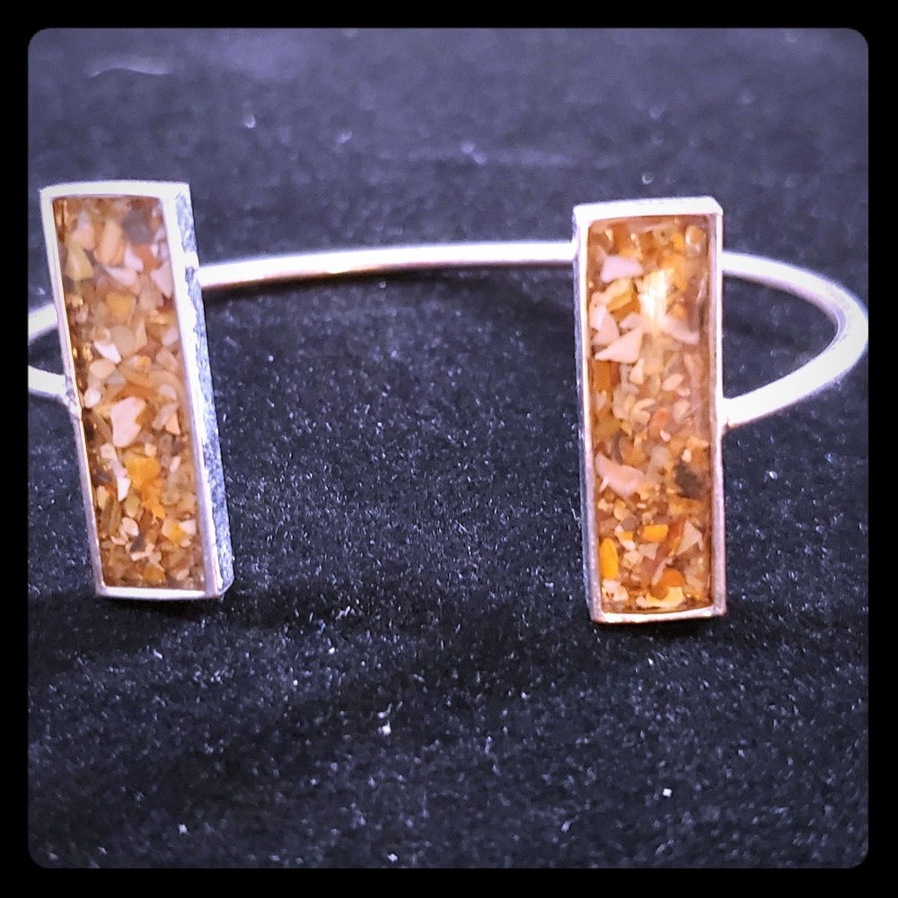 Sandstone Silver